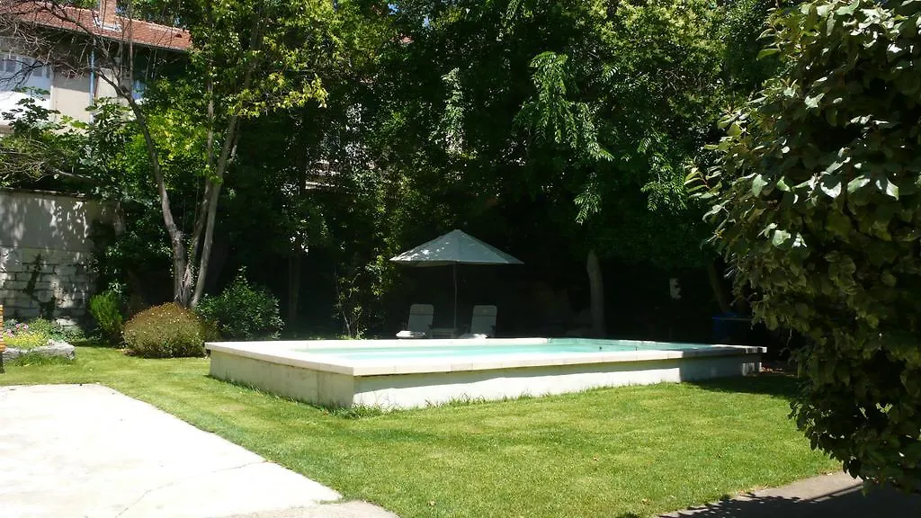 L'Observance Bed & Breakfast Avignon 2*,